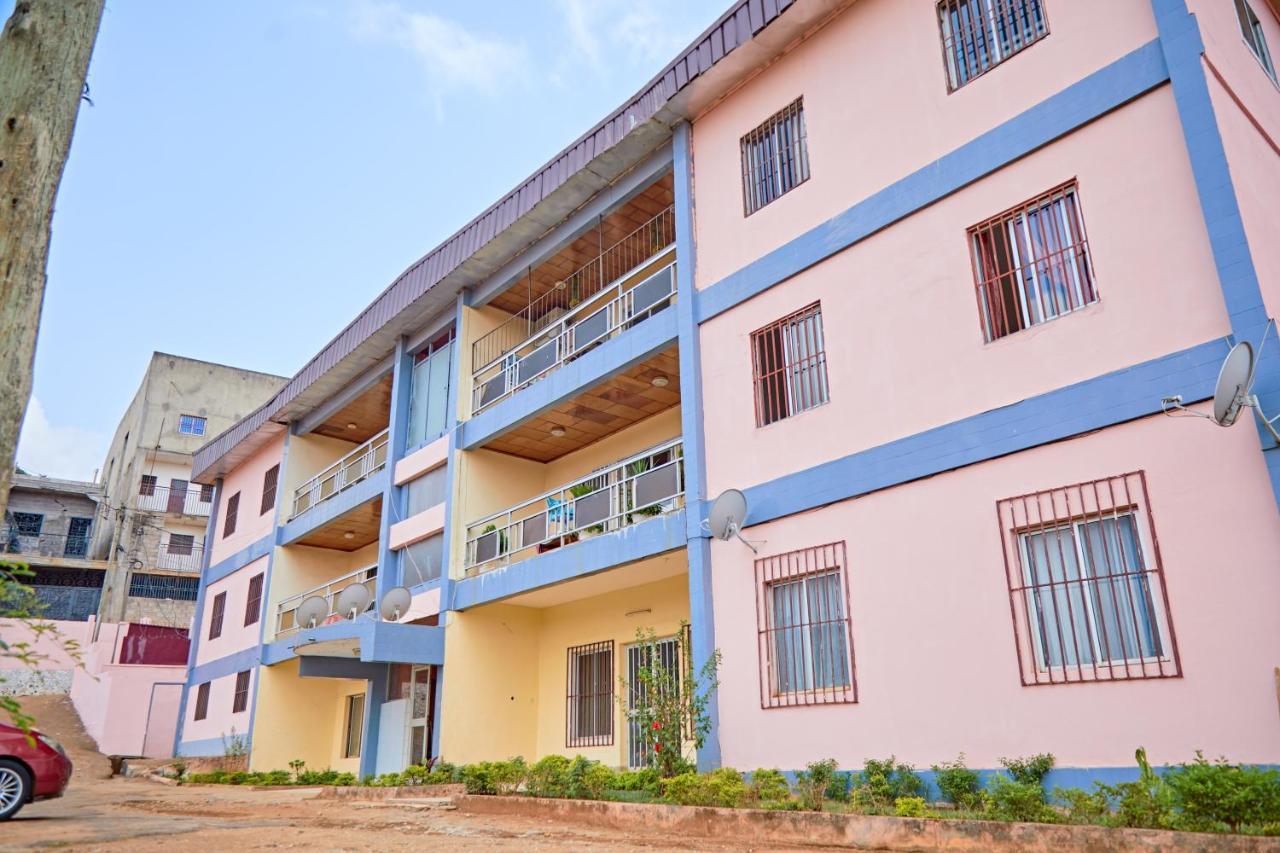 Residence Verone - Appartement Meublés Yaoundé Extérieur photo